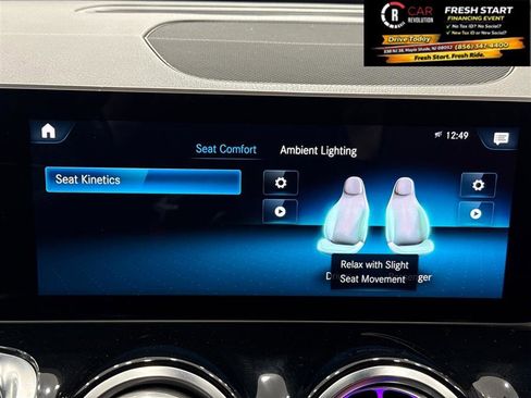 Used 2021 Mercedes-Benz GLB 250 4MATIC image 18