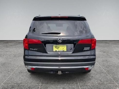 Used 2018 Honda Pilot Touring image 7