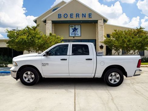 Used 2022 RAM 1500 Tradesman w/ Chrome Appearance Group AWD/4WD image 2