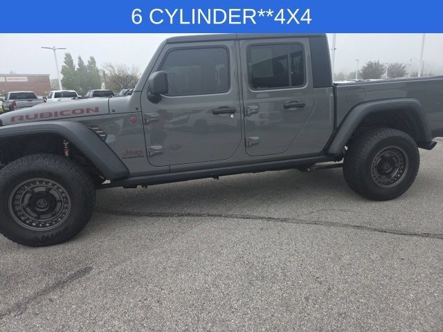 Used 2022 Jeep Gladiator Rubicon w/ Cold Weather Group AWD/4WD image 12