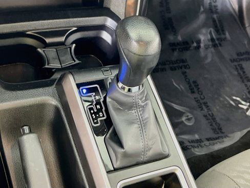 Used 2023 Toyota Tacoma SR5 w/ Technology Package AWD/4WD image 16