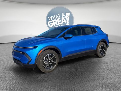 New 2026 Chevrolet Equinox EV LT image 8