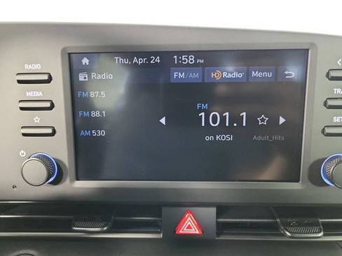 Certified 2025 Hyundai Elantra Sport FWD image 16