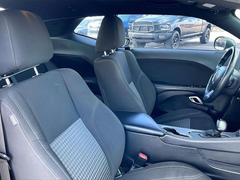Used 2023 Dodge Challenger SXT w/ Blacktop Package image 27