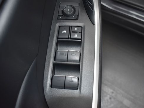 Used 2025 Toyota RAV4 XLE w/ Convenience Package image 16