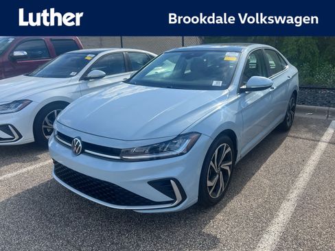 Used 2026 Volkswagen Jetta SEL FWD image 1