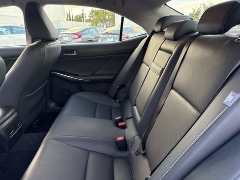 Used 2018 Lexus IS 300 image 13