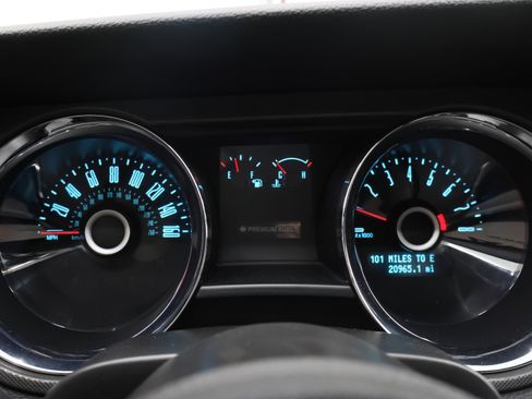 Used 2014 Ford Mustang GT w/ Equipment Group 301A image 10