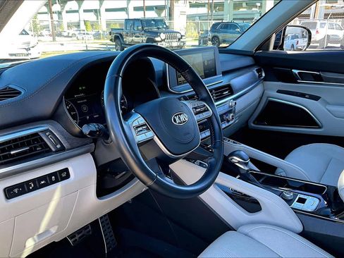 Used 2020 Kia Telluride SX w/ Towing Package image 16