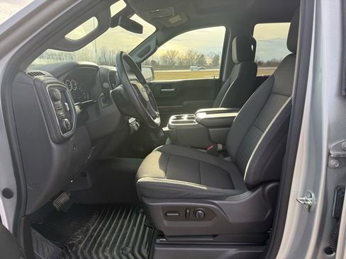 Used 2021 Chevrolet Silverado 1500 LT image 28