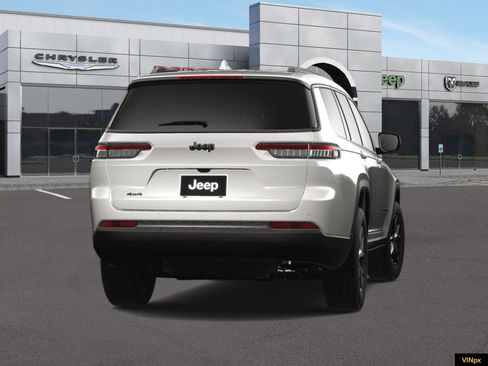 New 2025 Jeep Grand Cherokee L Altitude image 14