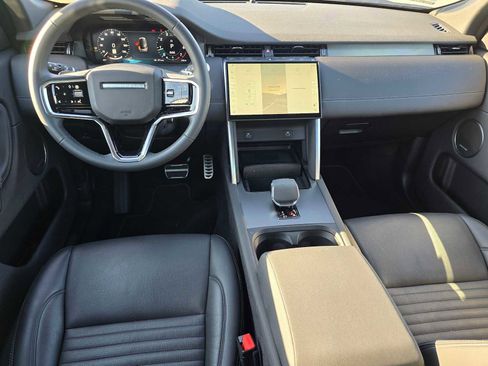 Used 2024 Land Rover Discovery Sport Dynamic SE image 18