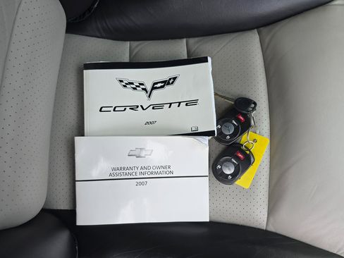 Used 2007 Chevrolet Corvette Coupe w/ Preferred Equipment Group RWD image 28