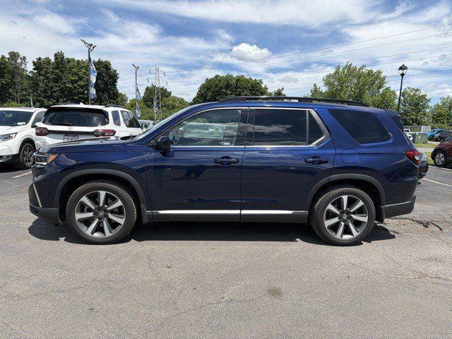 Used 2024 Honda Pilot Elite image 4
