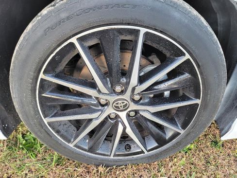 Used 2021 Toyota Camry SE FWD image 40
