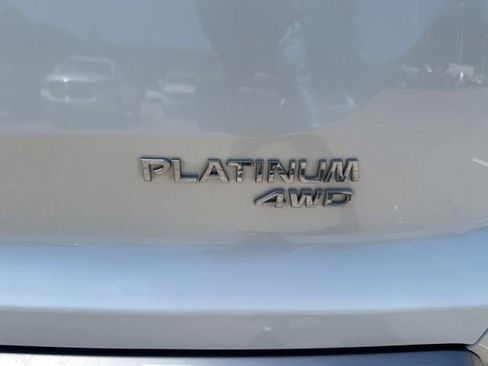 Used 2023 Nissan Pathfinder Platinum w/ Cargo Package AWD/4WD image 16