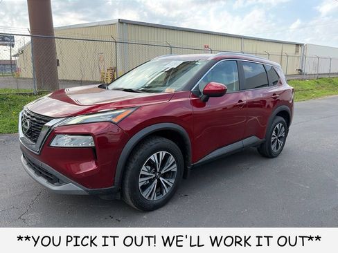 Used 2023 Nissan Rogue SV w/ SV Premium B Package FWD image 3