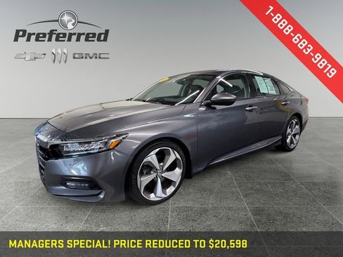 Used 2018 Honda Accord Touring image 12