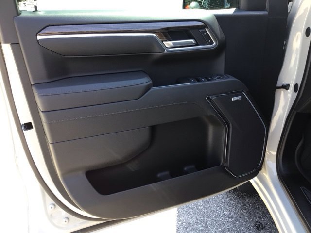 Used 2026 Chevrolet Silverado 1500 RST w/ RST All Star Premium Package AWD/4WD image 10