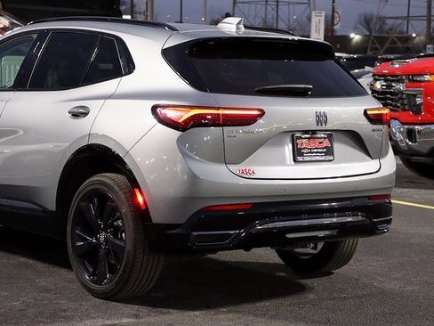 Certified 2025 Buick Envision Sport Touring image 8