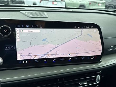 New 2026 Chevrolet Traverse LT w/ Enhanced Driving Package FWD image 31
