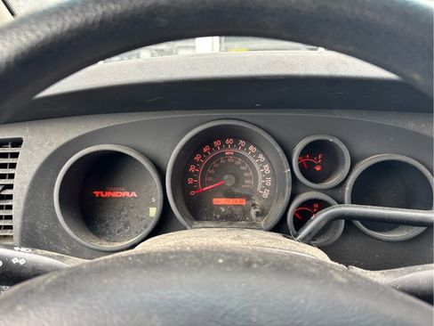 Used 2010 Toyota Tundra 2WD Regular Cab image 5