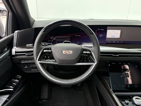 New 2026 Cadillac Escalade Luxury w/ Touring Package AWD/4WD image 19