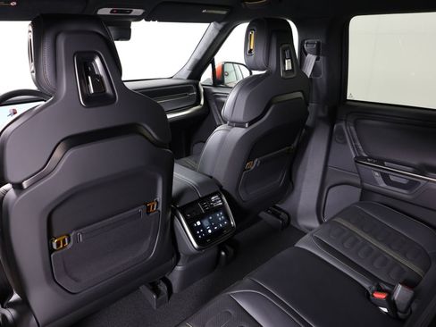 Used 2025 Rivian R1S Adventure AWD/4WD image 46