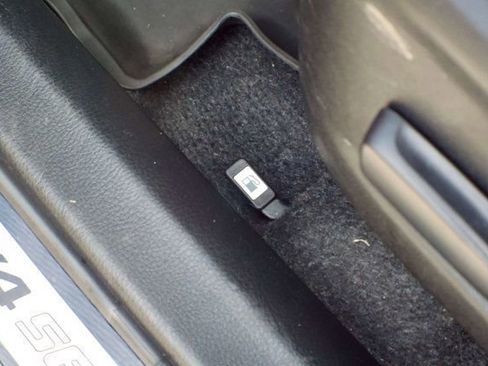 Used 2017 Toyota RAV4 SE w/ Power Extra Value Package image 34