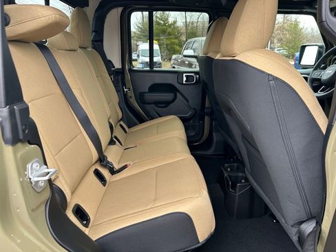 New 2026 Jeep Gladiator Sport image 24