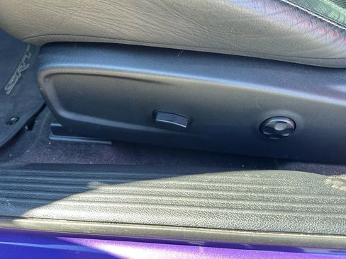 Used 2016 Dodge Challenger SRT Hellcat image 13