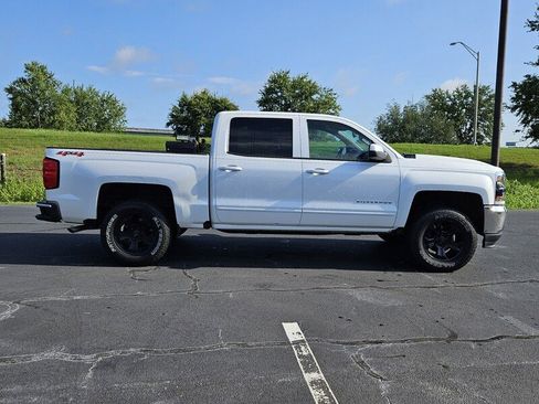 Used 2018 Chevrolet Silverado 1500 LT w/ All Star Edition image 11