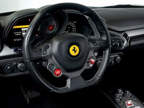 Used 2012 Ferrari 458 Italia Coupe image 29