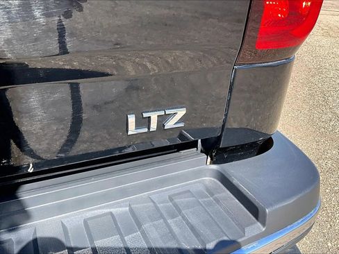 Used 2019 Chevrolet Silverado 2500 LTZ w/ Duramax Plus Package AWD/4WD image 22