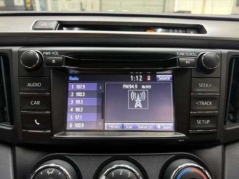Used 2017 Toyota RAV4 LE w/ All Weather Liner Package AWD/4WD image 27