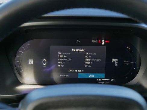 Certified 2023 Volvo XC40 Recharge Ultimate image 22