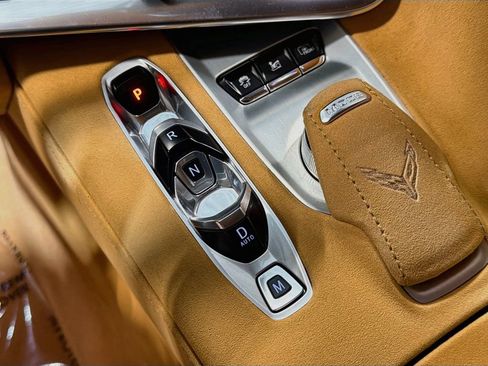 Used 2022 Chevrolet Corvette Stingray Premium Cpe w/ Z51 Performance Package RWD image 19