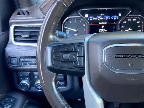 Used 2021 GMC Yukon XL Denali w/ Denali Ultimate Package image 23