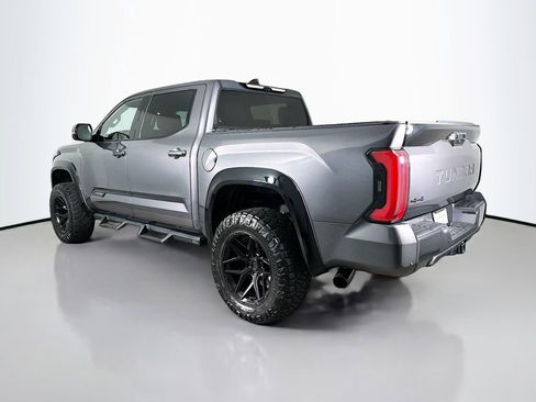 Used 2023 Toyota Tundra Platinum image 3