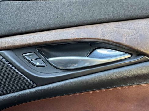 Used 2015 Cadillac Escalade Premium AWD/4WD image 33