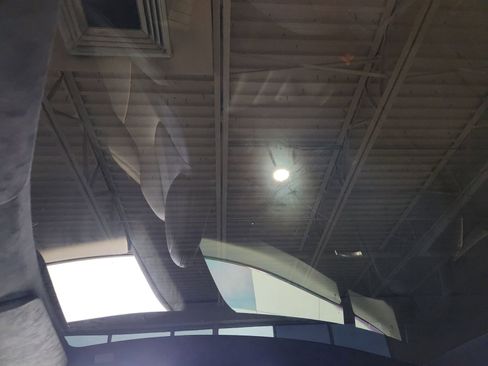 Used 2022 Tesla Model S image 26