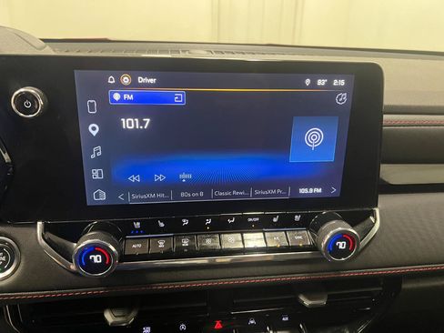Used 2025 Chevrolet Colorado Z71 w/ Technology Package AWD/4WD image 39