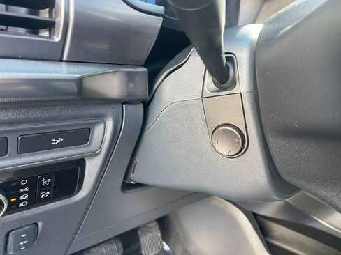 Used 2024 Ford F150 Lariat AWD/4WD image 27