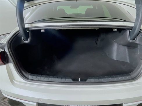 Used 2025 Kia K5 GT image 28