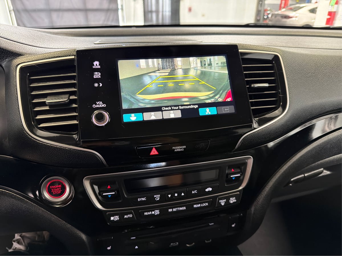 Used 2020 Honda Pilot Touring image 28