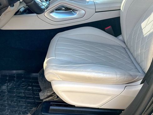 Used 2023 Mercedes-Benz GLS 63 AMG 4MATIC image 22