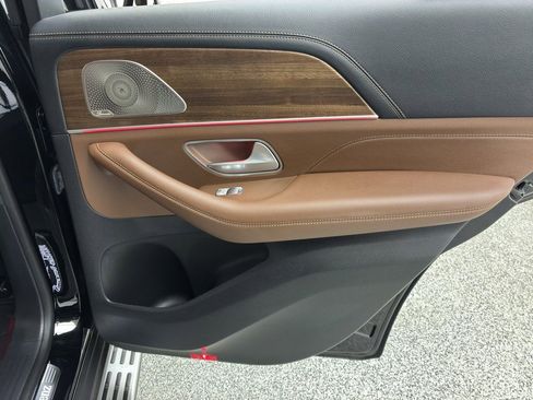 Used 2024 Mercedes-Benz GLE 450 4MATIC image 60