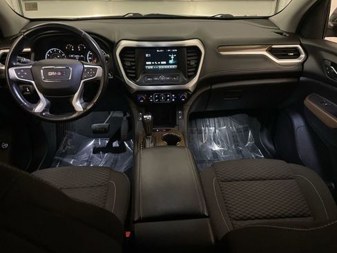 Used 2019 GMC Acadia SLE image 12