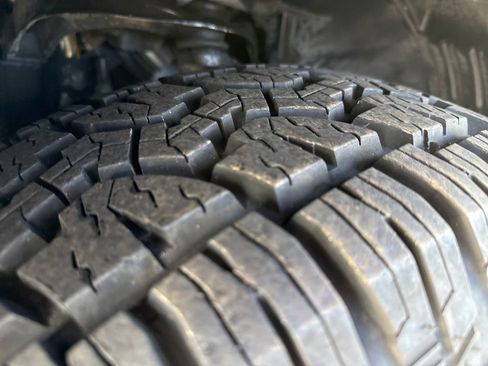 Used 2017 Nissan Frontier SV image 30