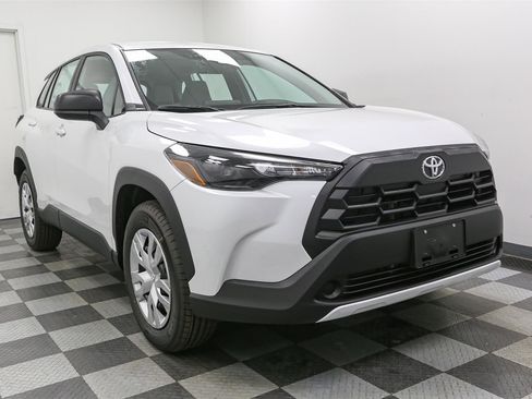 New 2026 Toyota Corolla Cross L image 2